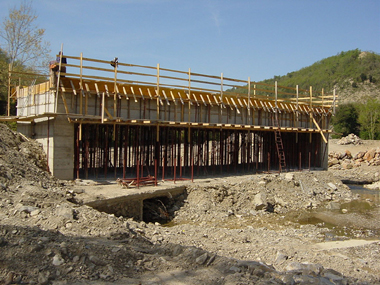 PONTE SU FIUME FERSINONE