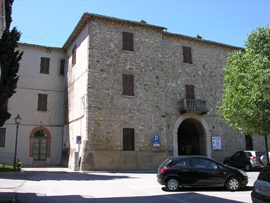 RISTRUTTURAZIONE E CONSOLIDAMENTO DEL PALAZZO COMUNALE IN FRATTA TODINA