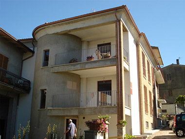 PALAZZINA BIFAMILIARE IN SAN VENANZO